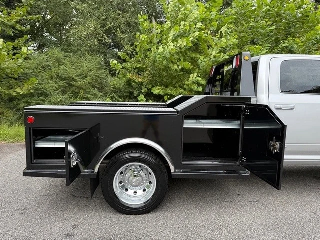 2026 Ram 4500 & 5500 - Image 6 of 21
