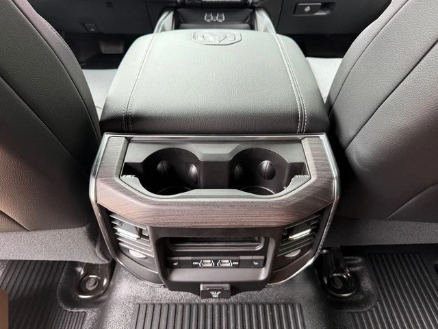 2026 Ram 4500 & 5500 - Image 19 of 21