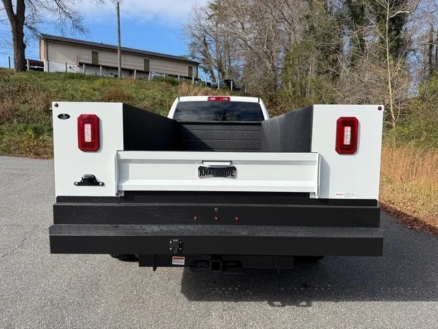 2026 Ram 4500 & 5500 - Image 9 of 21