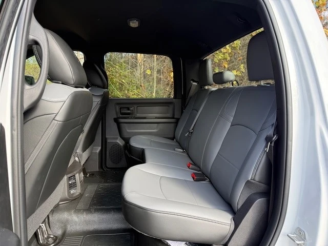 2026 Ram 4500 & 5500 - Image 18 of 21