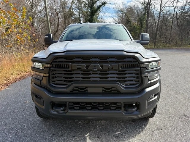2026 Ram 4500 & 5500 - Image 4 of 21