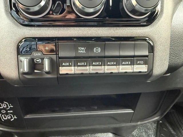 2026 Ram 4500 & 5500 - Image 21 of 21