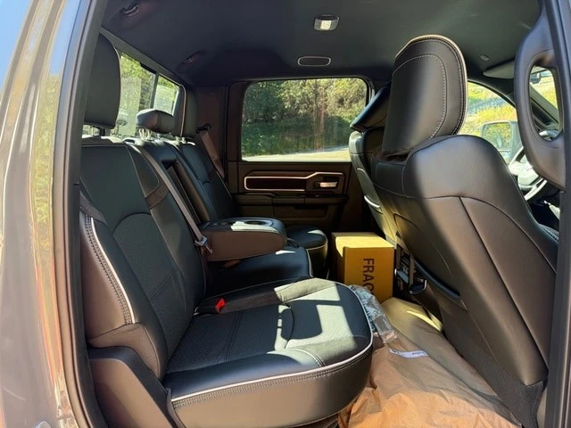2026 Ram 4500 & 5500 - Image 17 of 21
