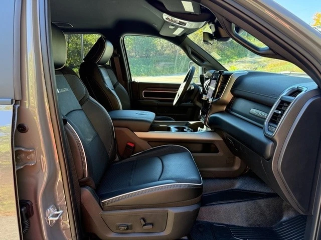 2026 Ram 4500 & 5500 - Image 19 of 21