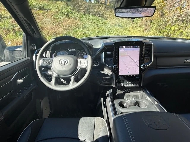 2026 Ram 4500 & 5500 - Image 11 of 21