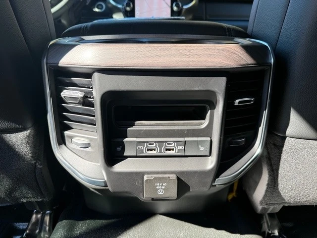 2026 Ram 4500 & 5500 - Image 18 of 21
