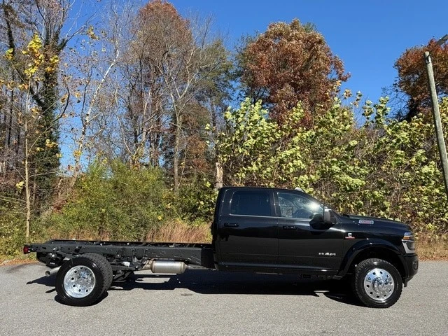 2026 Ram 4500 & 5500 - Image 6 of 21