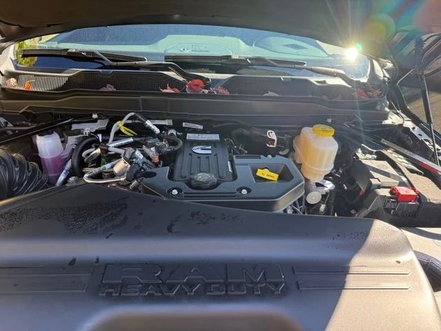 2026 Ram 4500 & 5500 - Image 10 of 21