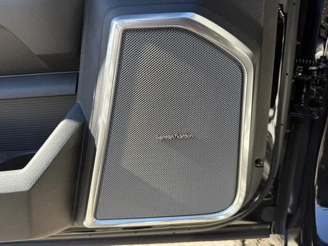2026 Ram 4500 & 5500 - Image 15 of 21