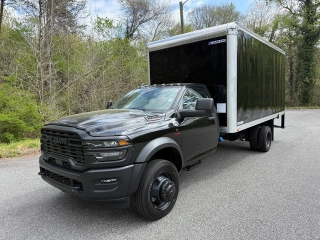 2026 Ram 4500 & 5500 - Image 3 of 21
