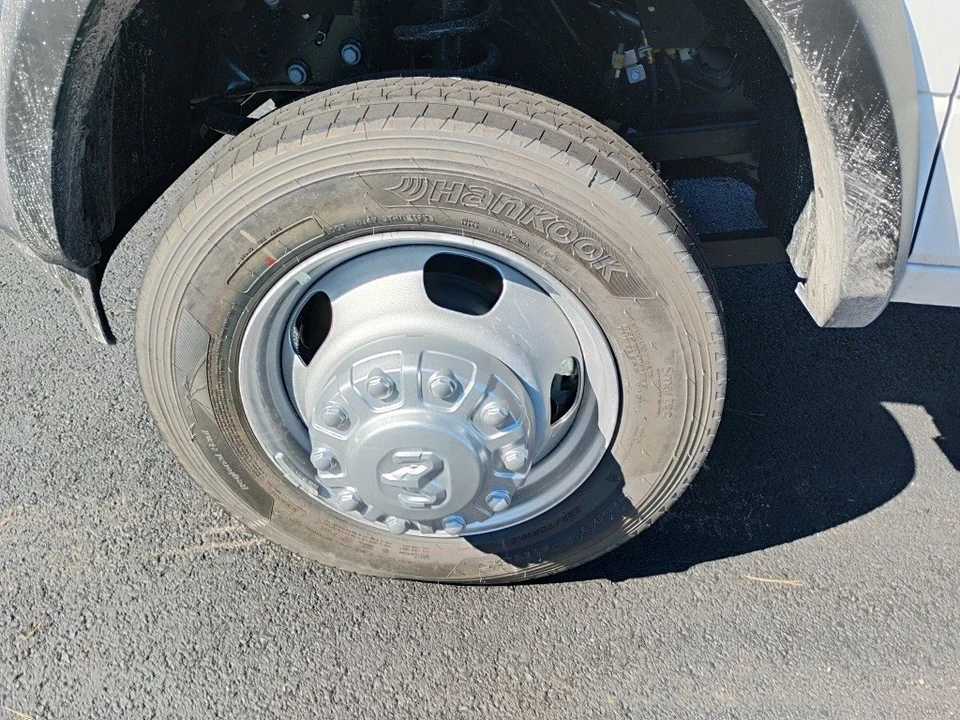 2026 Ram 4500 & 5500 - Image 9 of 12