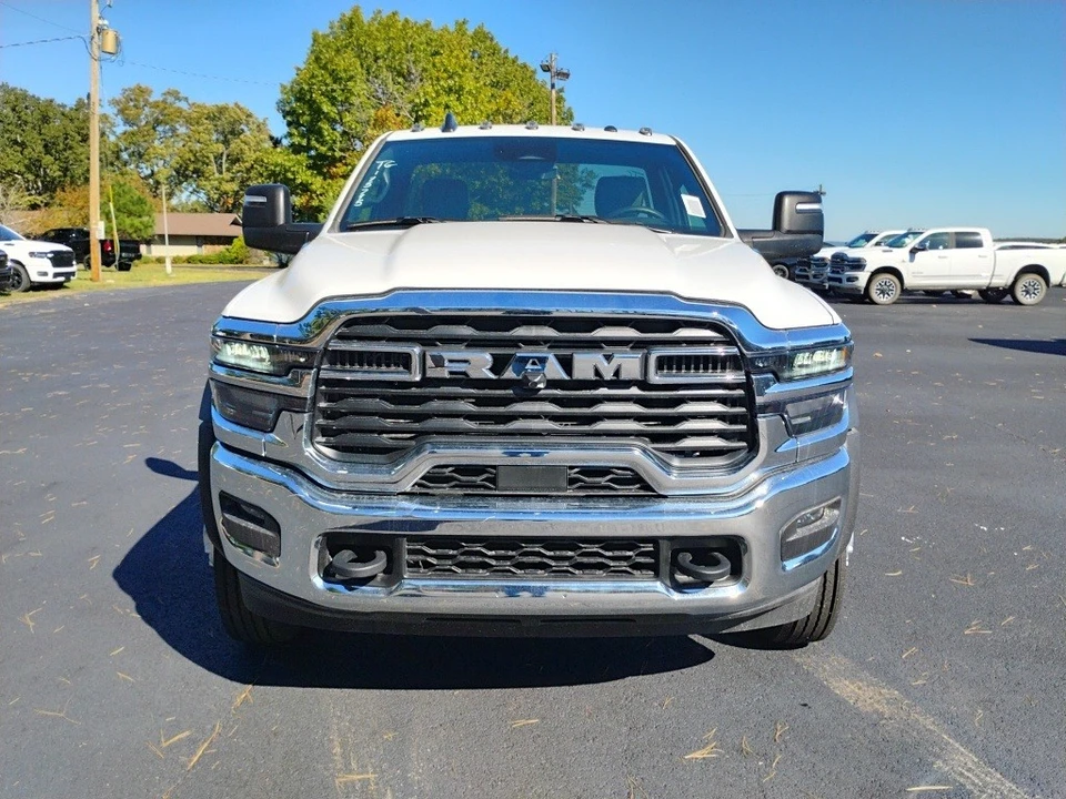 2026 Ram 4500 & 5500 - Image 2 of 12