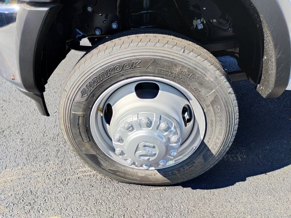 2026 Ram 4500 & 5500 - Image 9 of 12