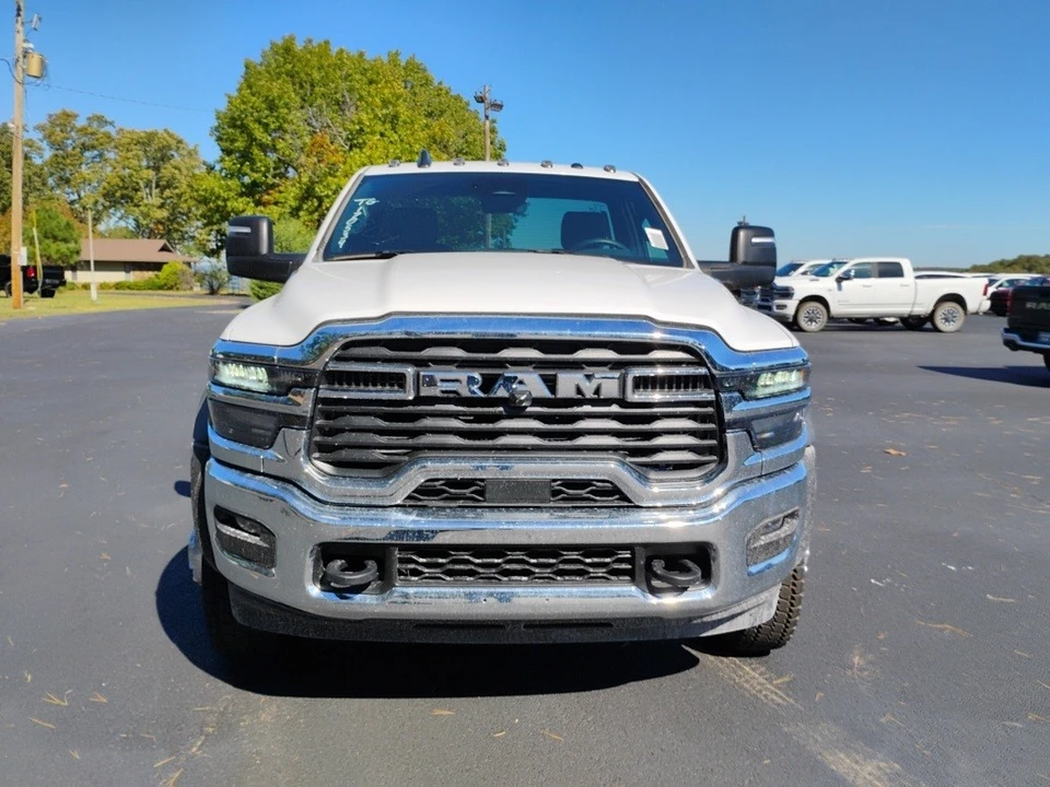 2026 Ram 4500 & 5500 - Image 2 of 12