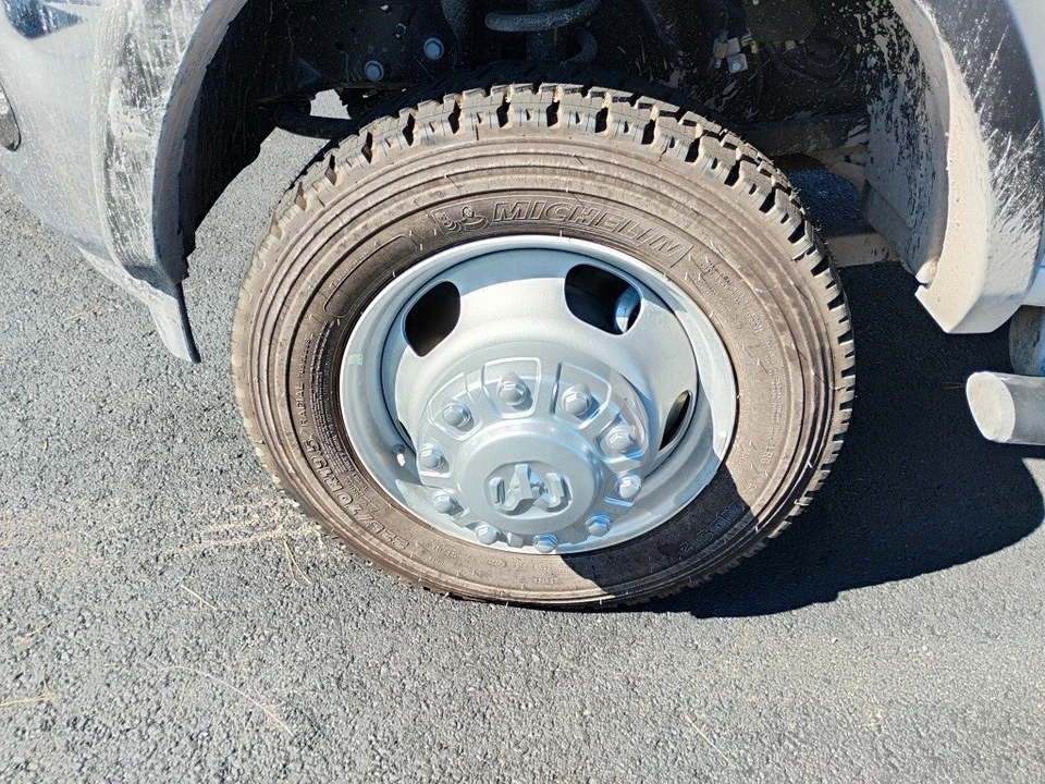 2026 Ram 4500 & 5500 - Image 9 of 12