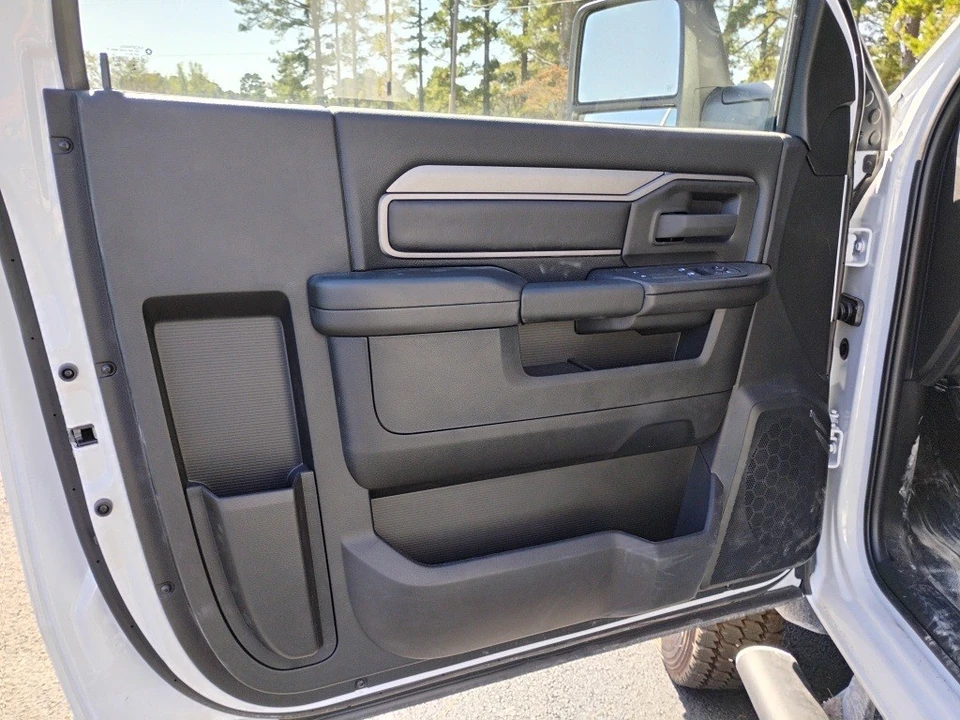 2026 Ram 4500 & 5500 - Image 12 of 12