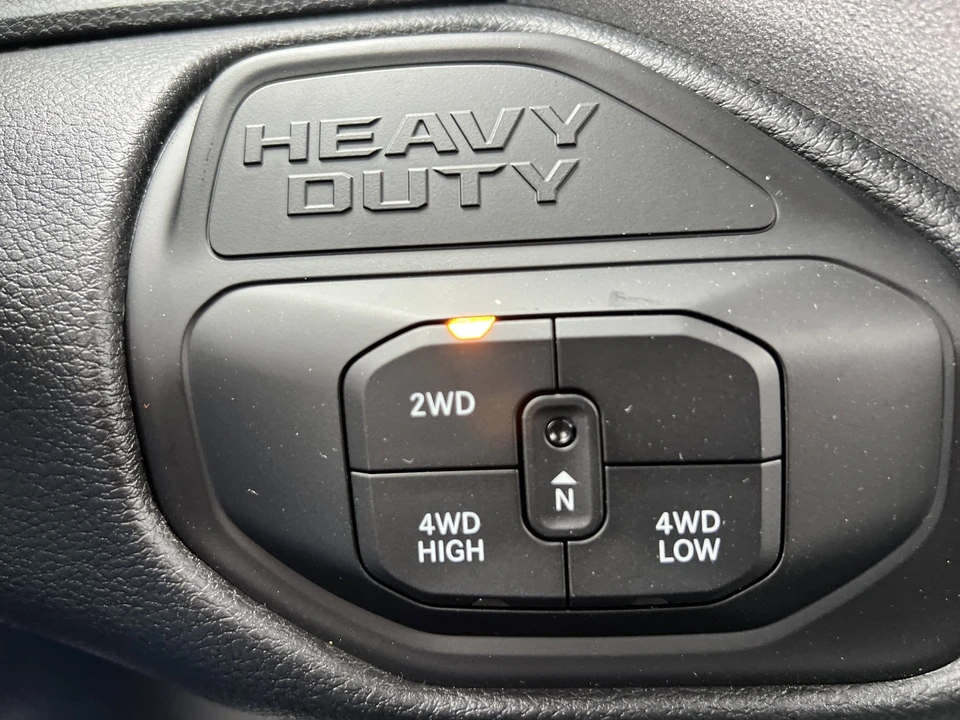2026 Ram 4500 & 5500 - Image 24 of 31