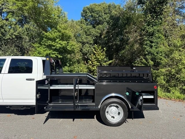 2026 Ram 4500 & 5500 - Image 16 of 21