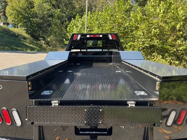 2026 Ram 4500 & 5500 - Image 13 of 21