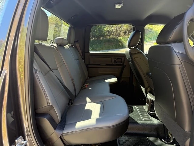 2026 Ram 4500 & 5500 - Image 12 of 21