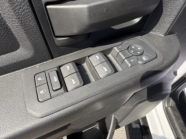 2026 Ram 4500 & 5500 - Image 16 of 21
