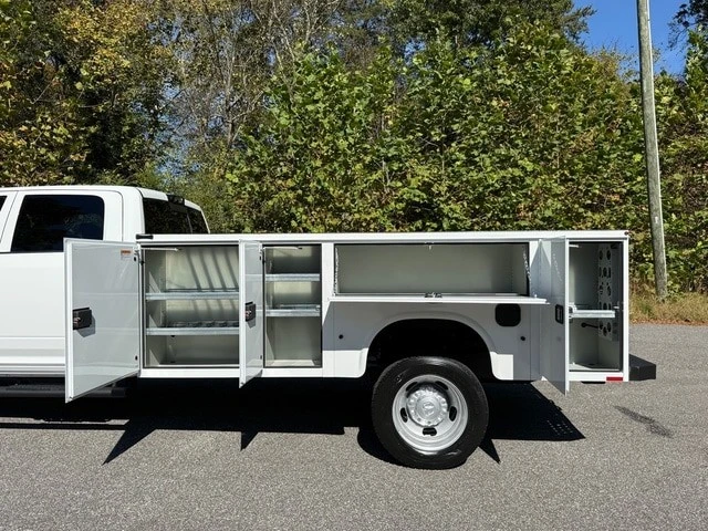 2026 Ram 4500 & 5500 - Image 12 of 21