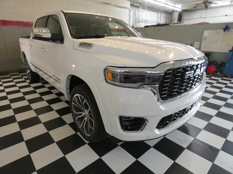 2026 Ram 1500 - Image 4 of 31