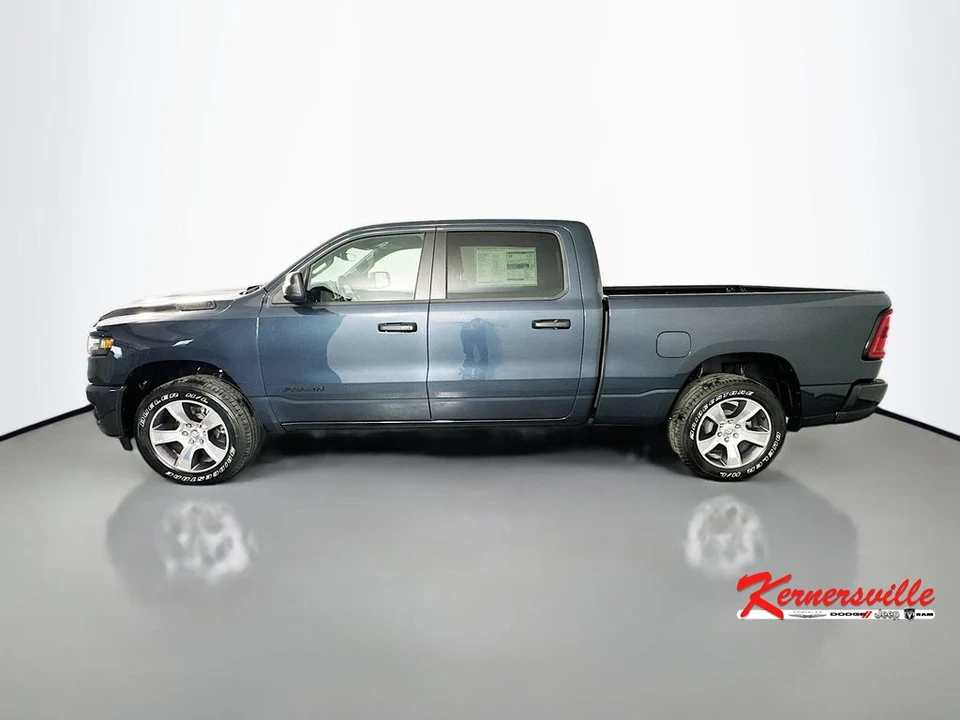2026 Ram 1500 - Image 4 of 21
