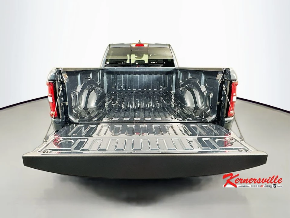2026 Ram 1500 - Image 15 of 21