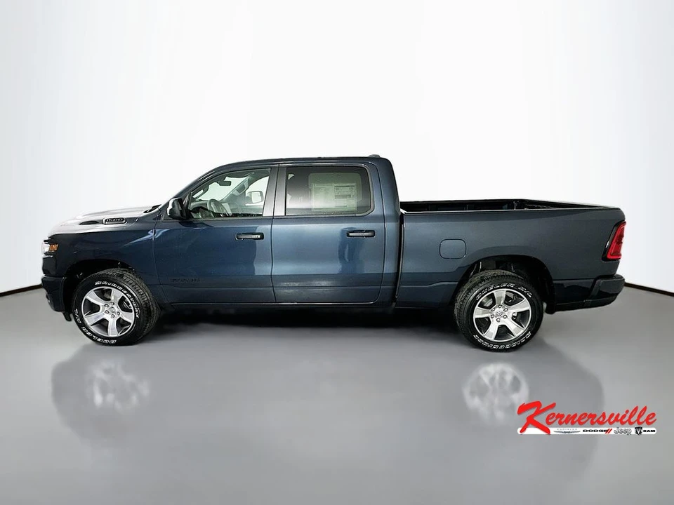 2026 Ram 1500 - Image 4 of 22
