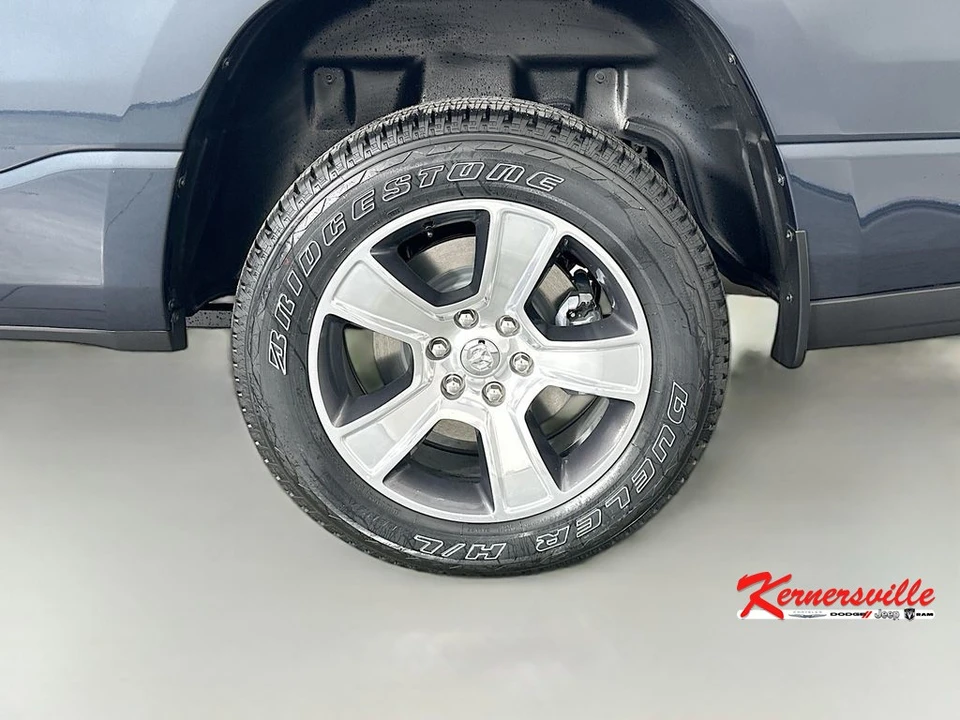 2026 Ram 1500 - Image 16 of 21