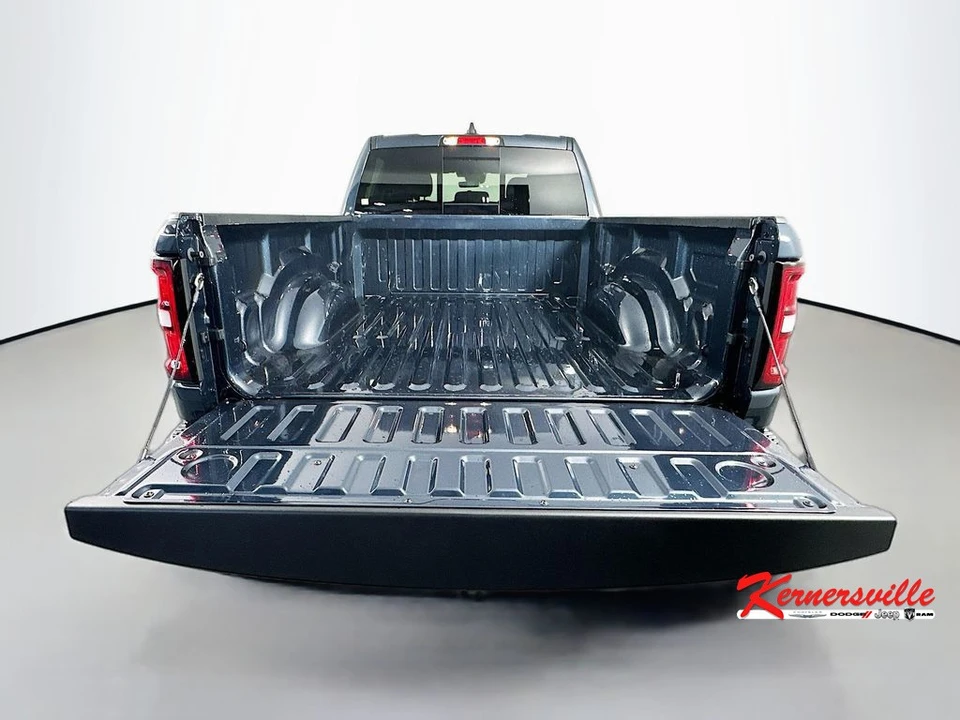 2026 Ram 1500 - Image 15 of 21