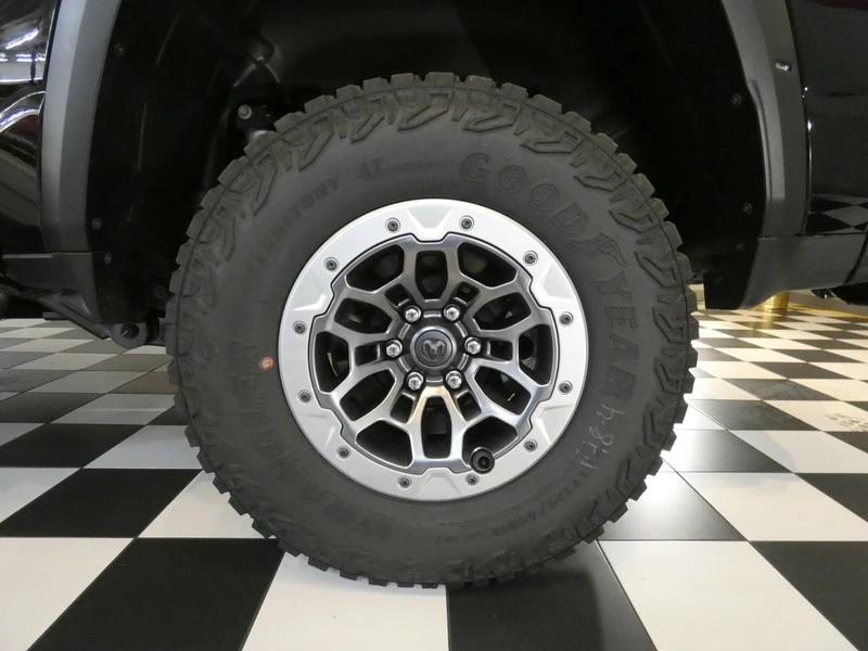 2026 Ram 1500 - Image 8 of 31