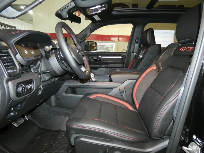 2026 Ram 1500 - Image 11 of 31