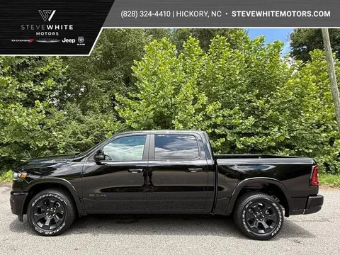 2026 Ram 1500 Big Horn Crew 4WD Hurricane Night Edition