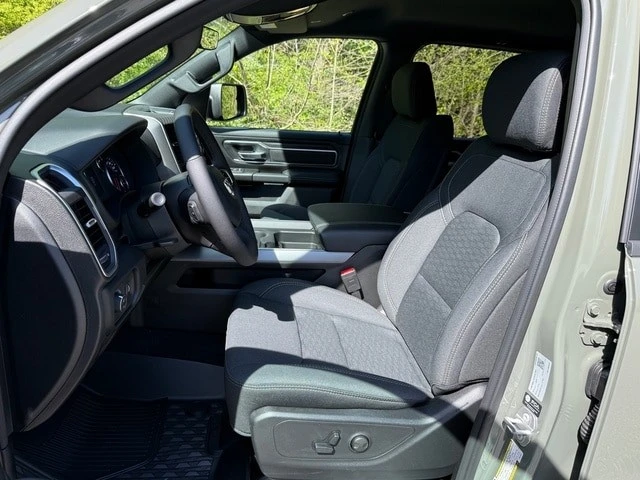 2026 Ram 1500 2nd Gen - Image 13 of 31