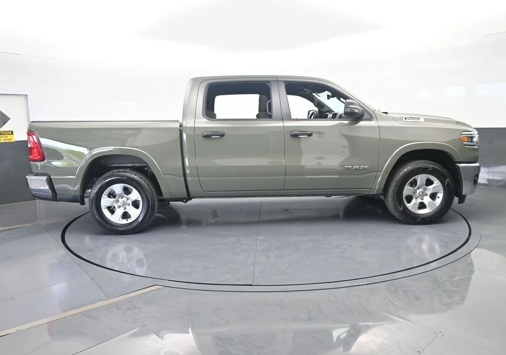 2026 Ram 1500 2nd Gen - Image 7 of 31