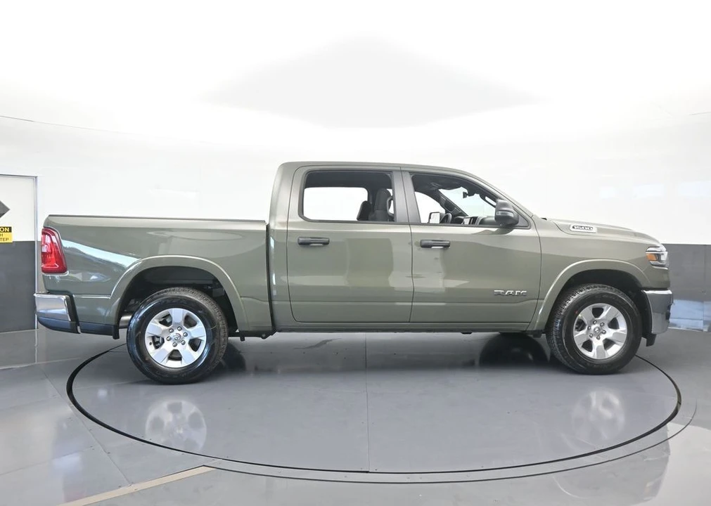2026 Ram 1500 2nd Gen - Image 7 of 31