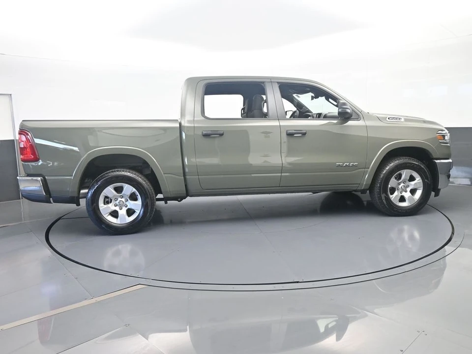 2026 Ram 1500 2nd Gen - Image 7 of 31