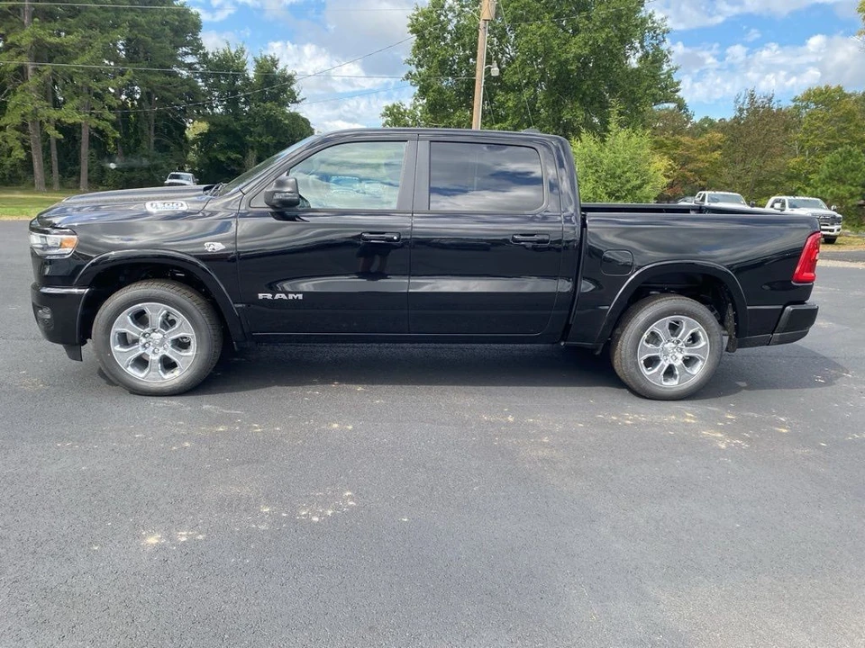2026 Ram 1500 2nd Gen - Image 8 of 12