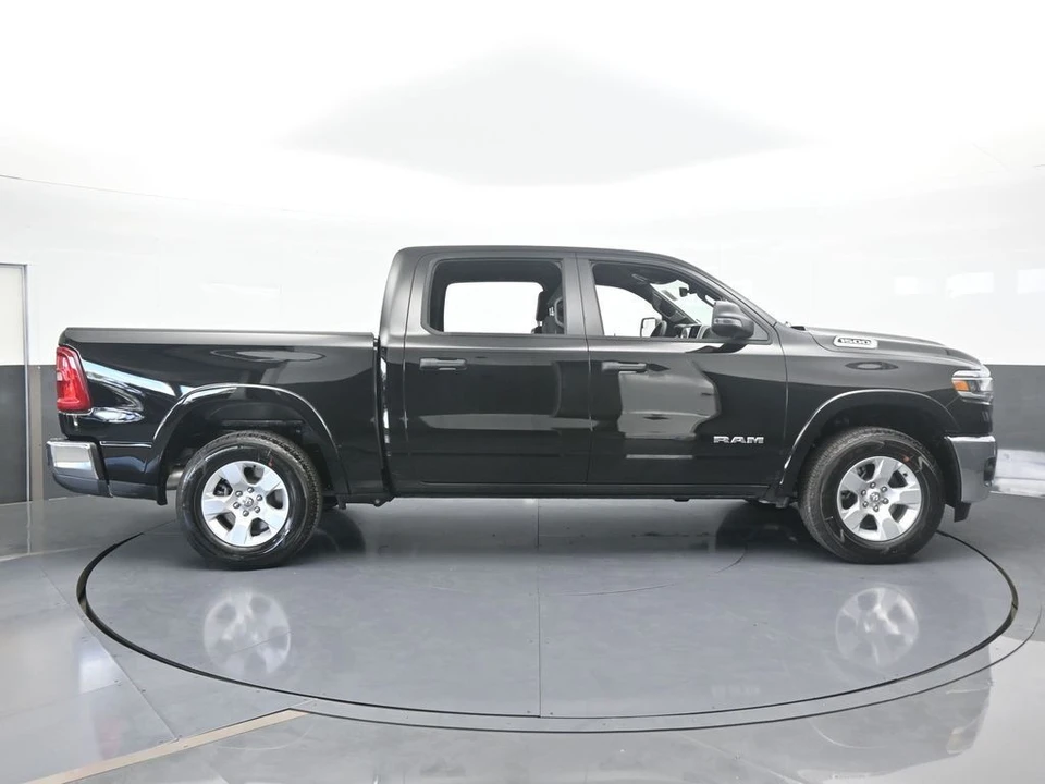 2026 Ram 1500 2nd Gen - Image 7 of 31