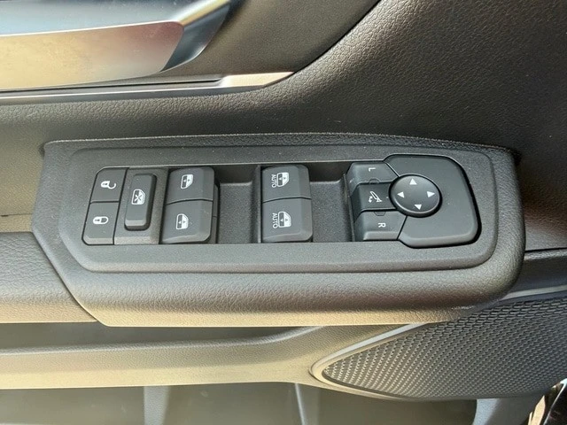 2026 Ram 1500 2nd Gen - Image 17 of 21