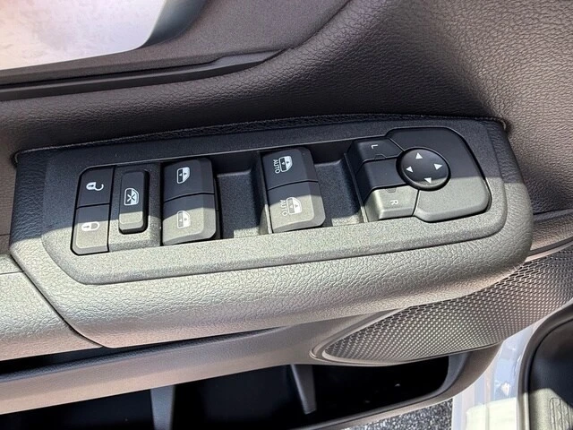 2026 Ram 1500 2nd Gen - Image 14 of 30