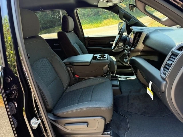 2026 Ram 1500 2nd Gen - Image 17 of 29