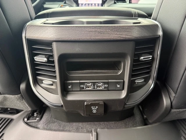2026 Ram 1500 - Image 21 of 31