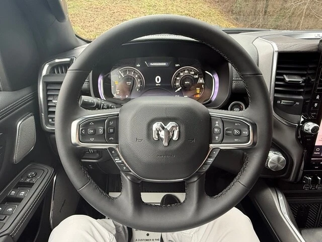 2026 Ram 1500 - Image 25 of 31