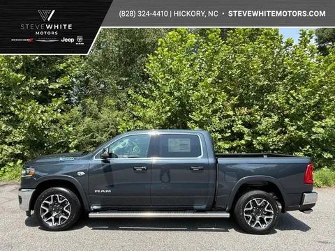 2026 Ram 1500 Laramie Crew Hemi 4WD