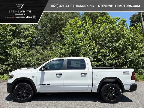 2026 Ram 1500 Laramie Crew Hemi 4WD