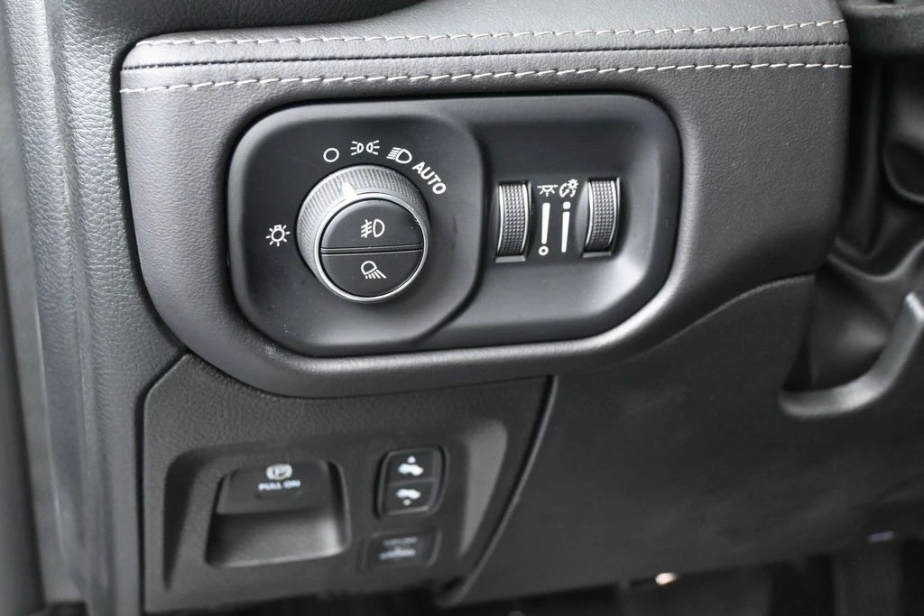 2026 Ram 1500 2nd Gen - Image 17 of 31