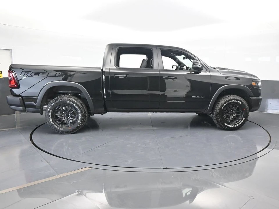 2026 Ram 1500 2nd Gen - Image 7 of 31